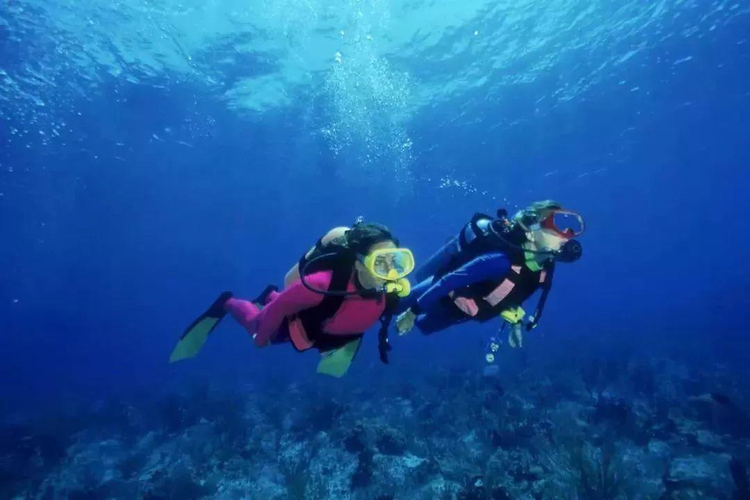 救援聪明男孩